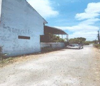 1 BIDANG TANAH DENGAN LUAS 300 M2 BERIKUT  BANGUNAN DI KABUPATEN BADUNG  