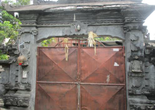 1 BIDANG TANAH DENGAN LUAS TOTAL 500 M2 BERIKUT BANGUNAN DI KABUPATEN BADUNG 