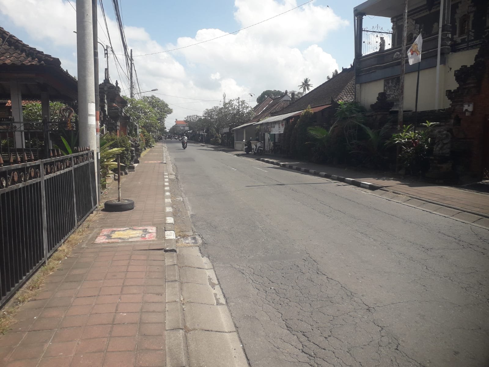 1 BIDANG TANAH DENGAN LUAS TOTAL 387 M2 BERIKUT BANGUNAN  DI KABUPATEN BADUNG 