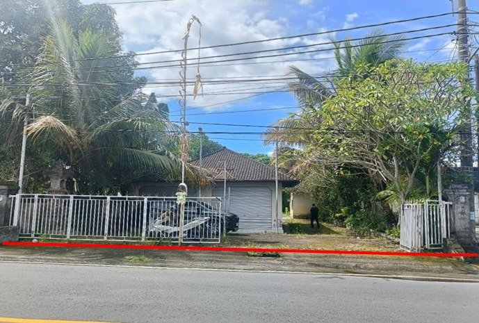 2 BIANG TANAH DENGAN LUAS TOTAL 2405 BERIKUT BANGUNAN DI KABUPATEN BADUNG 