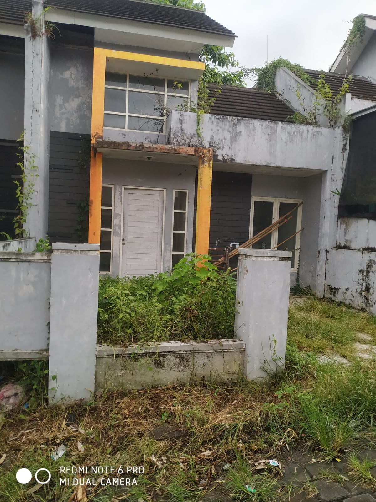 1 BIDANG TANAH DENGAN LUAS 72 M2 BERIKUT BANGUNAN DI KABUPATEN TABANAN 