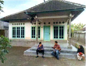 1 BIDANG TANAH DENGAN TOTAL LUAS 418 M2 BERIKUT BANGUNAN DI KABUPATEN LOMBOK TIMUR